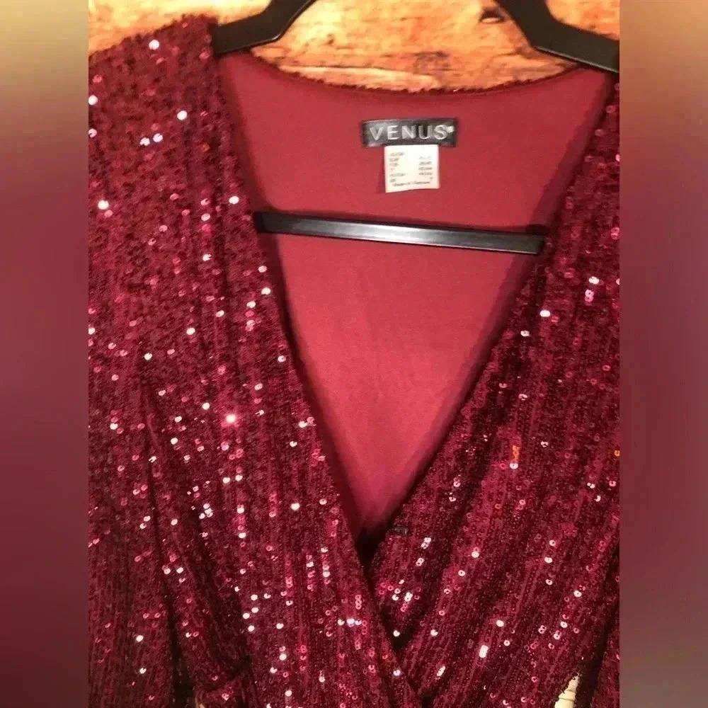 🍒💃🏻Cherry Bomb💃🏻🍒 Red Burgundy Long sleeve Sequin Wrap Dress NWT - Picture 5 of 14